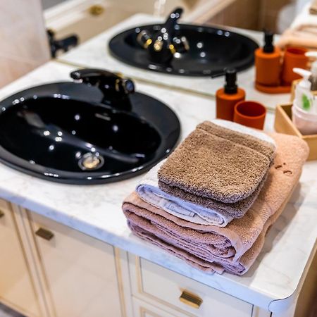 La Minoterie Bed & Breakfast Tessy-sur-Vire Стая снимка