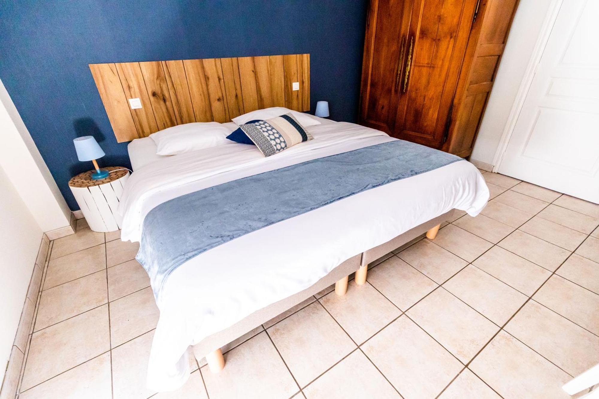 La Minoterie Bed & Breakfast Tessy-sur-Vire Стая снимка