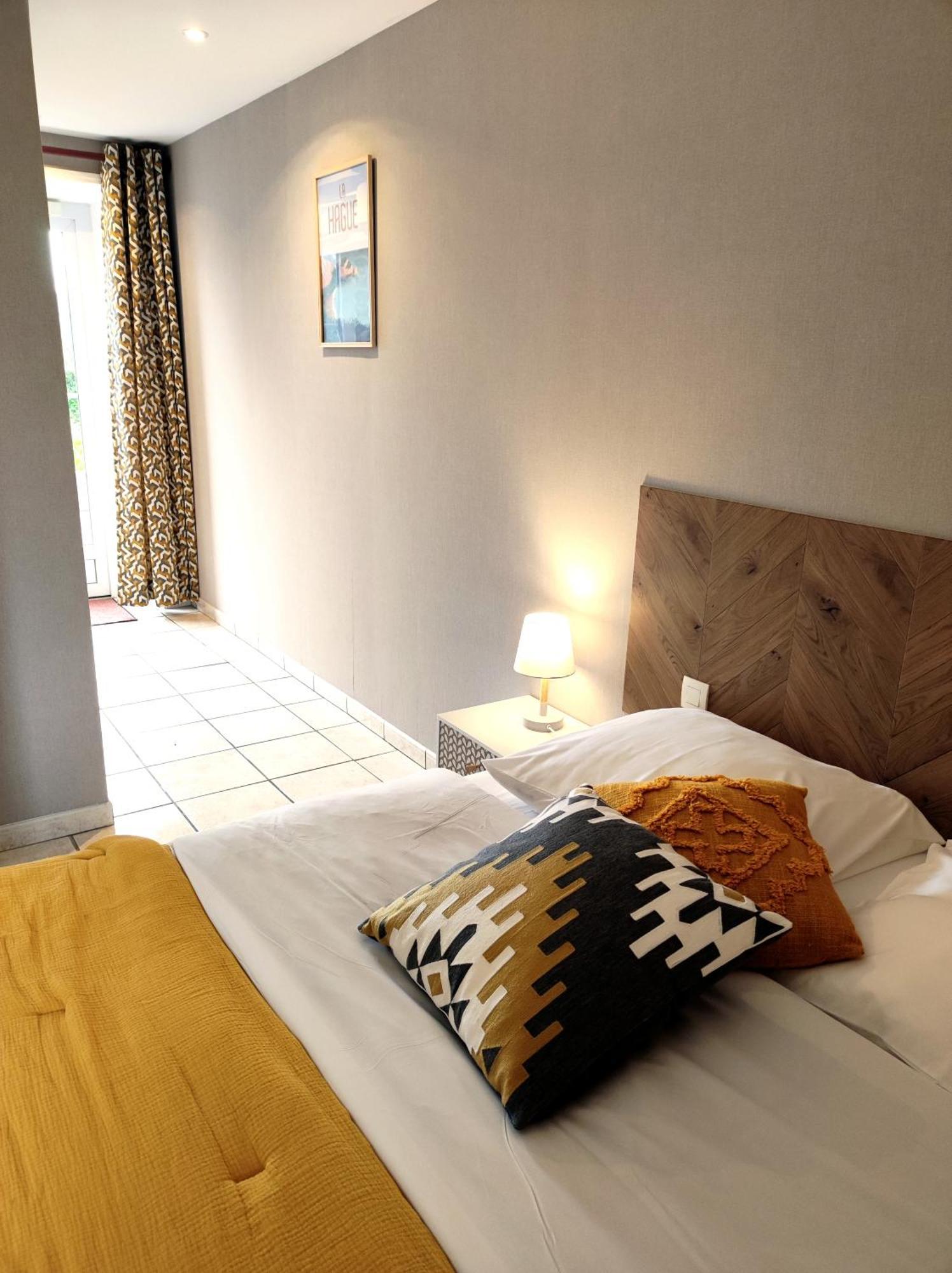 La Minoterie Bed & Breakfast Tessy-sur-Vire Стая снимка